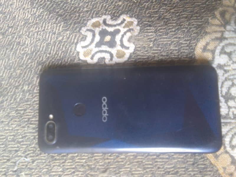 OPPO A12 0