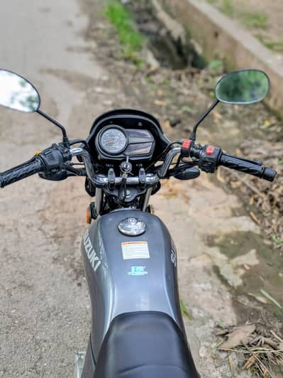 salf start Suzuki GD 110s for sale location Chak Shahzad Islamabad