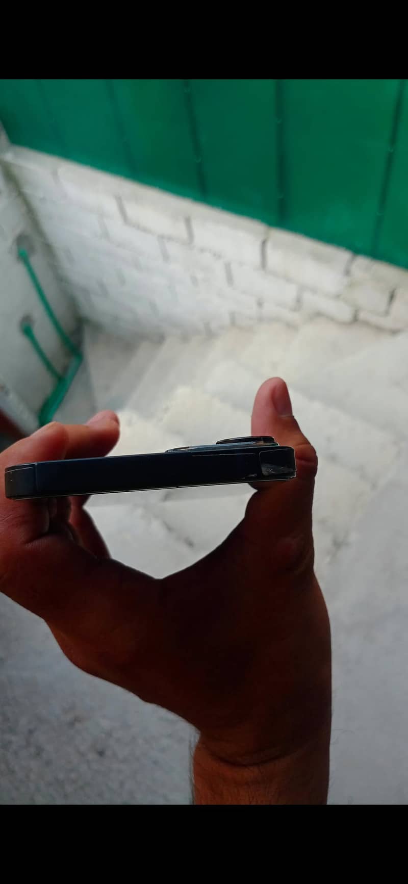 Apple iPhone 13 5