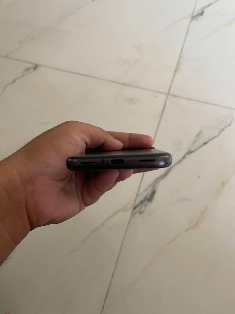Google Pixel 8a 6
