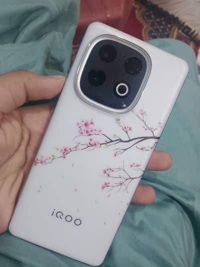 Vivo iQOO Z10 Turbo Pro — 12GB/256GB