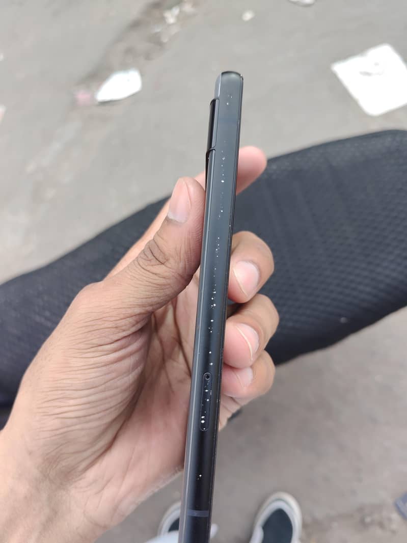 Google Pixel 6a 4