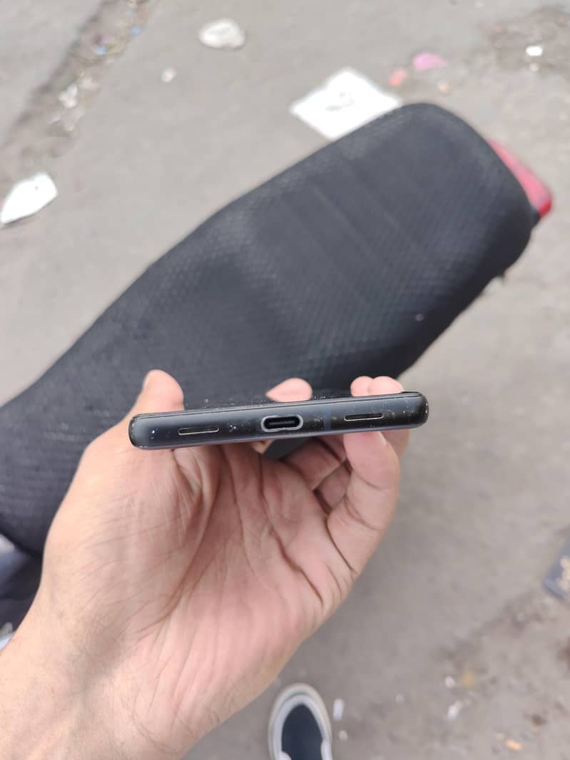 Google Pixel 6a 5