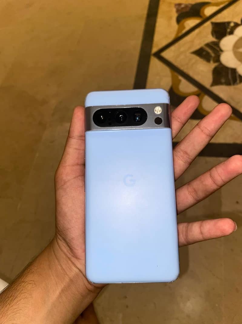 Google Pixel 8 Pro 3