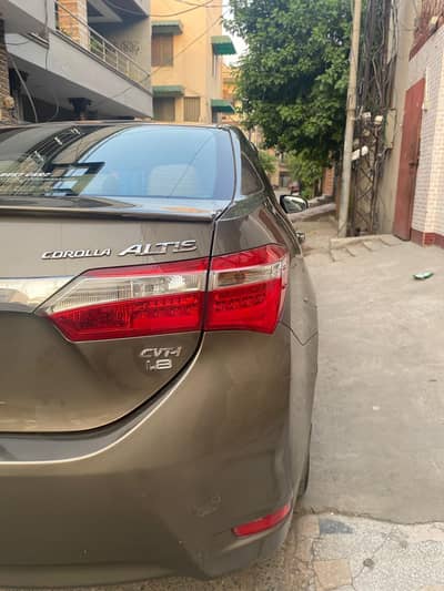 Toyota Corolla Grande 2017
