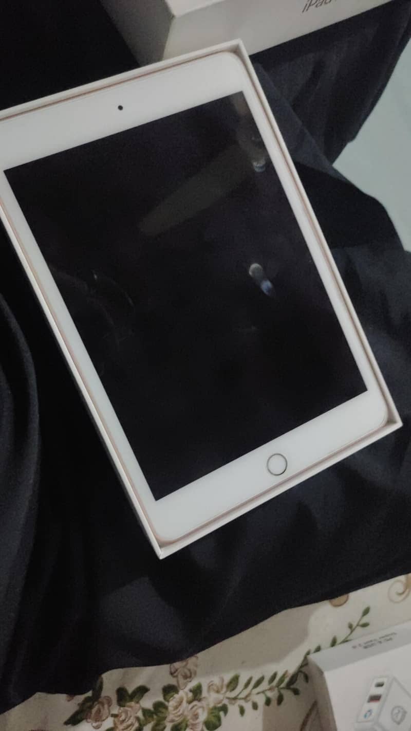 Ipad mini 5 64GB 7