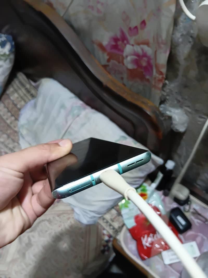 Oneplus 8 pro 6
