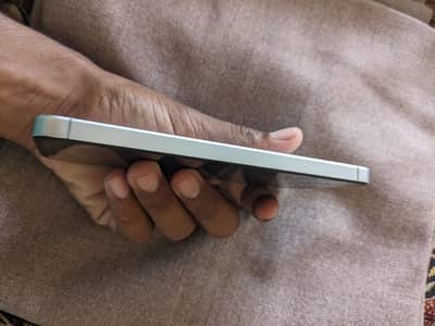 Samsung Mobile S24 fE