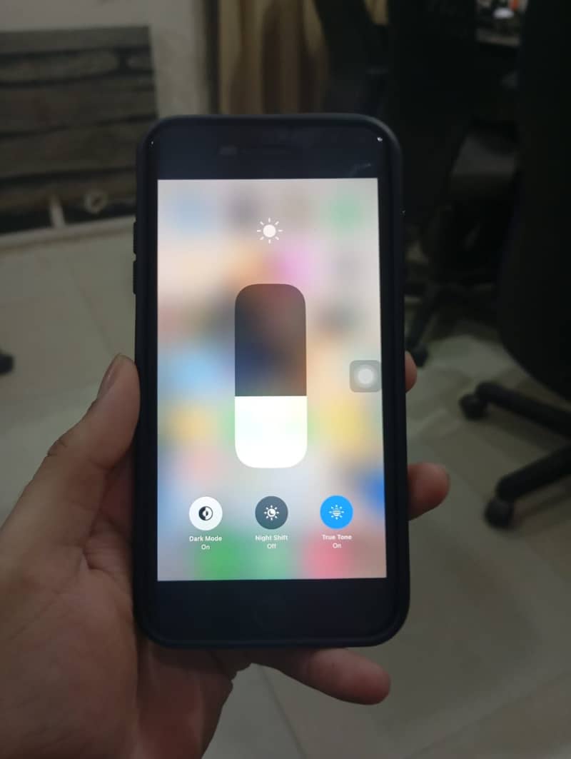 Apple iPhone 8 Plus 3