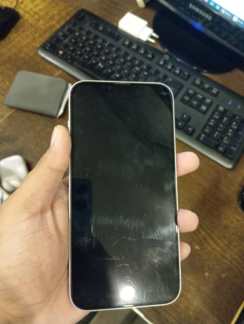 Apple iPhone 14 plus 1