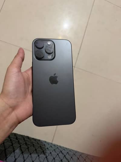 Apple iPhone 16 Pro Max