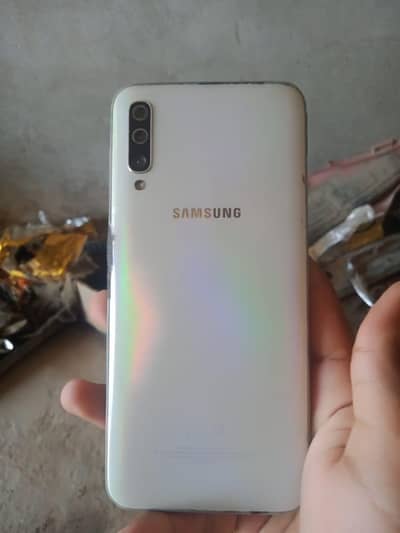Samsung Mobile A50,,,,exchange possible