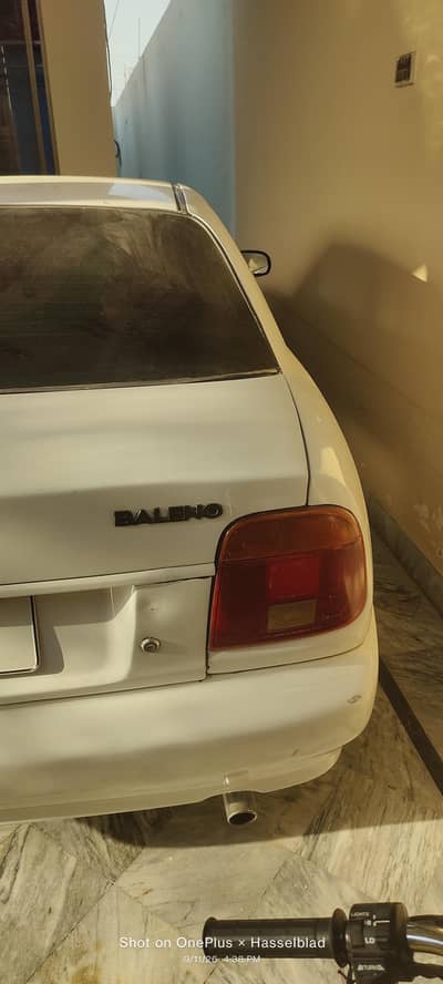 Suzuki baleno 2000 model