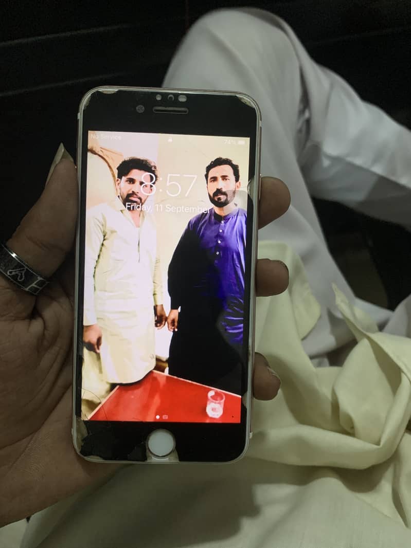 Apple iPhone 7 1