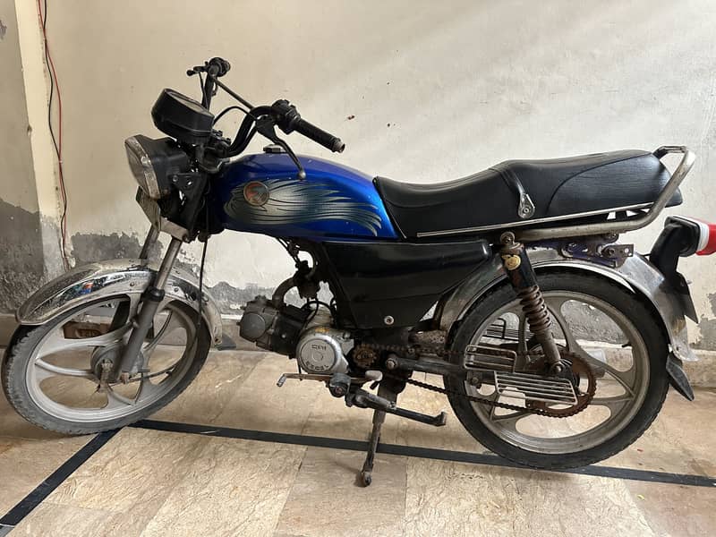 Unique 70 Cc 0