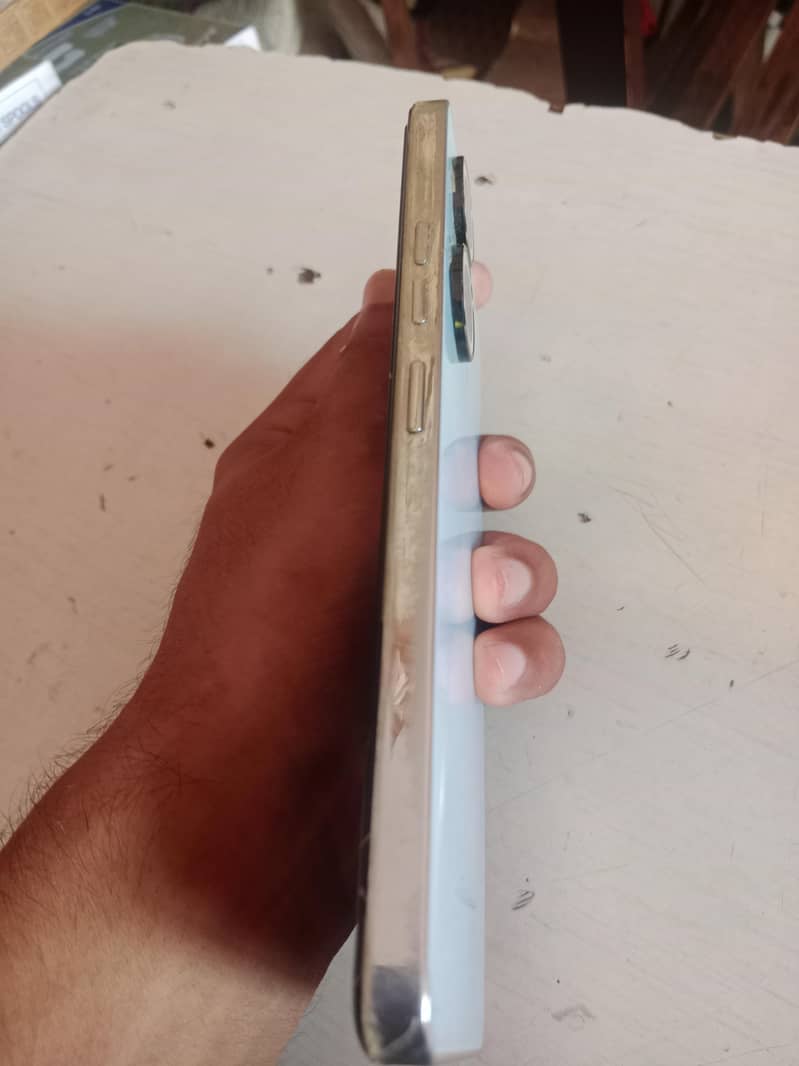 Tecno CAMON 20 3