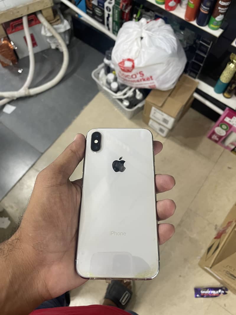 Apple iPhone XS 6