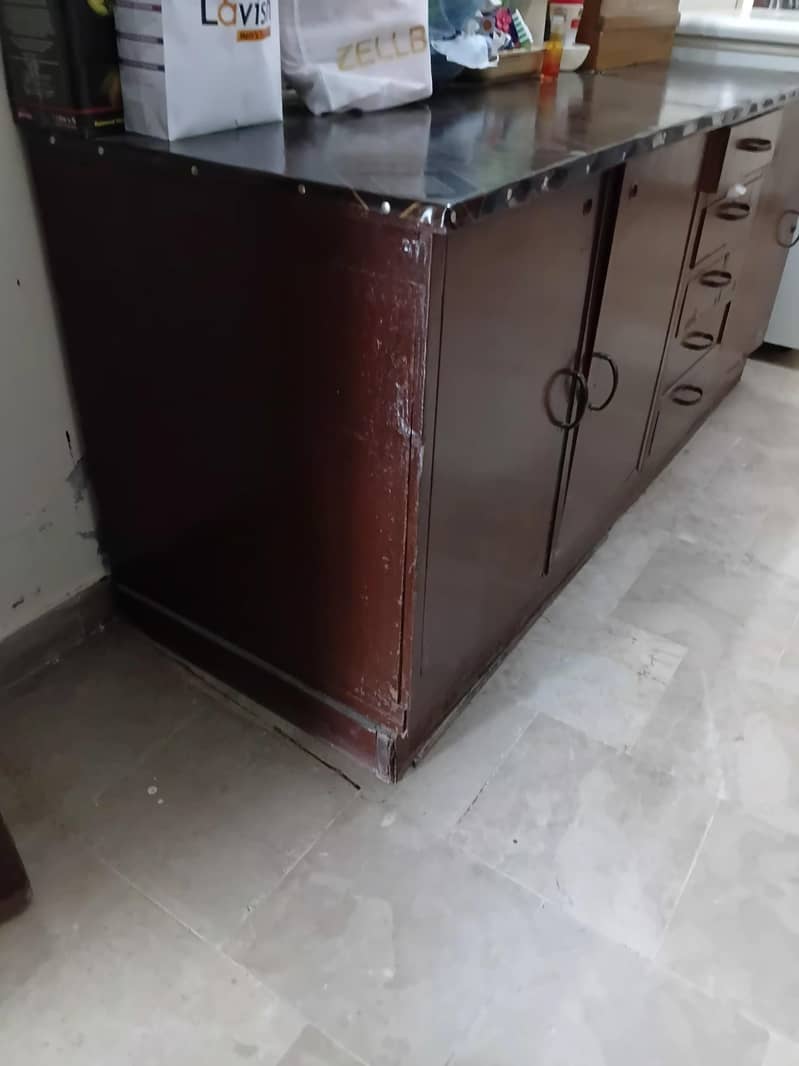 cabinets 1