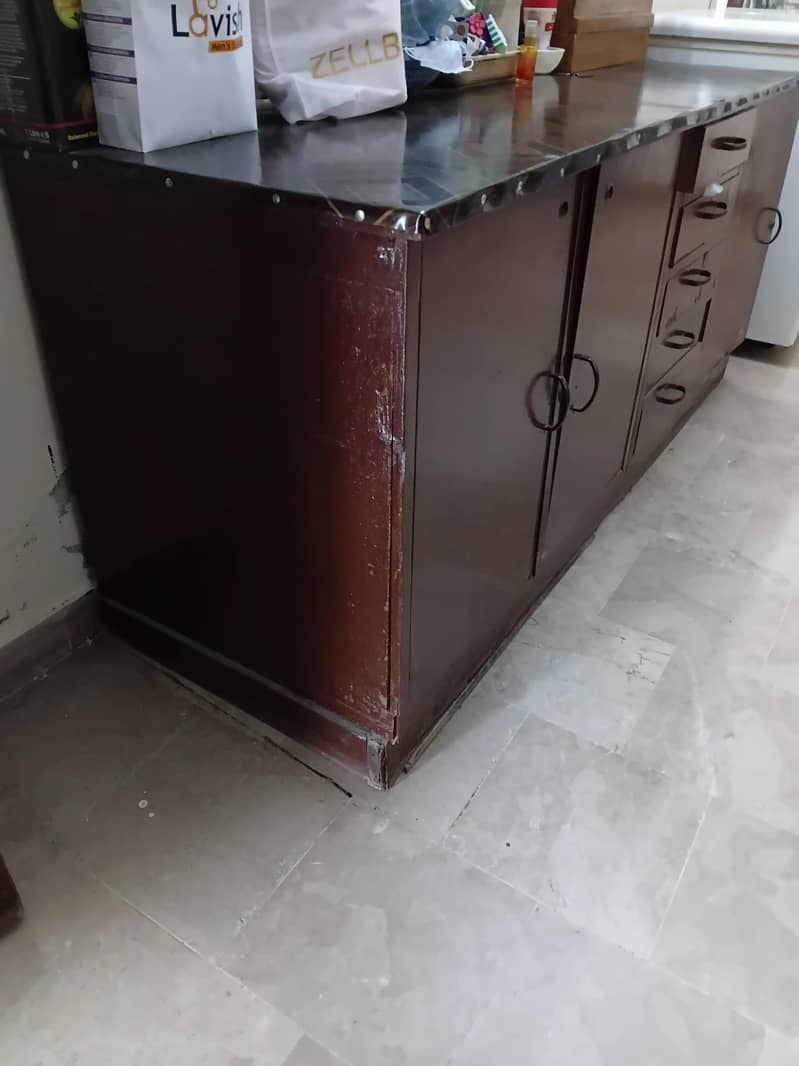cabinets 3