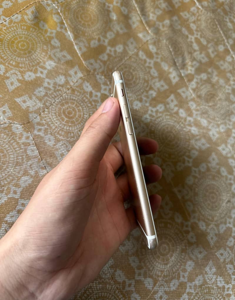 Apple iPhone 6S 3