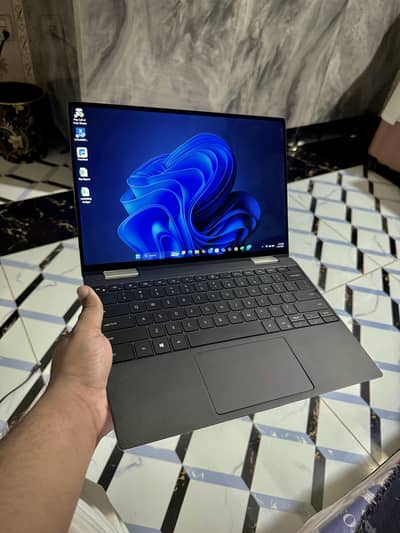 Dell xps 9310 i5 11 gen touch screen convertible