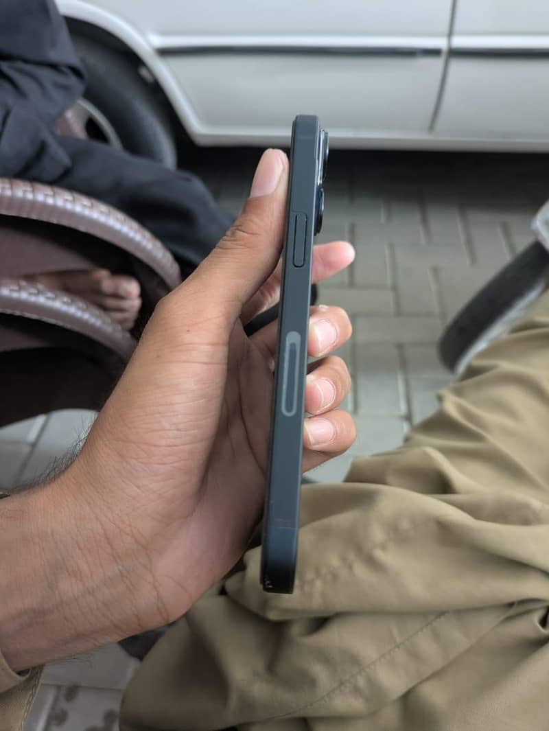 Apple iPhone 14 2