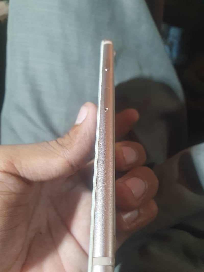 Apple iPhone 8 2