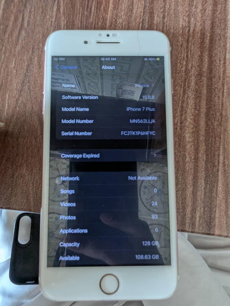 Apple iPhone 7 Plus 0