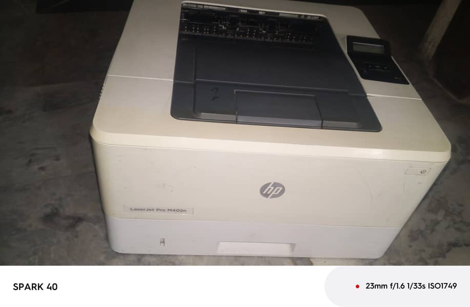 HP402 1