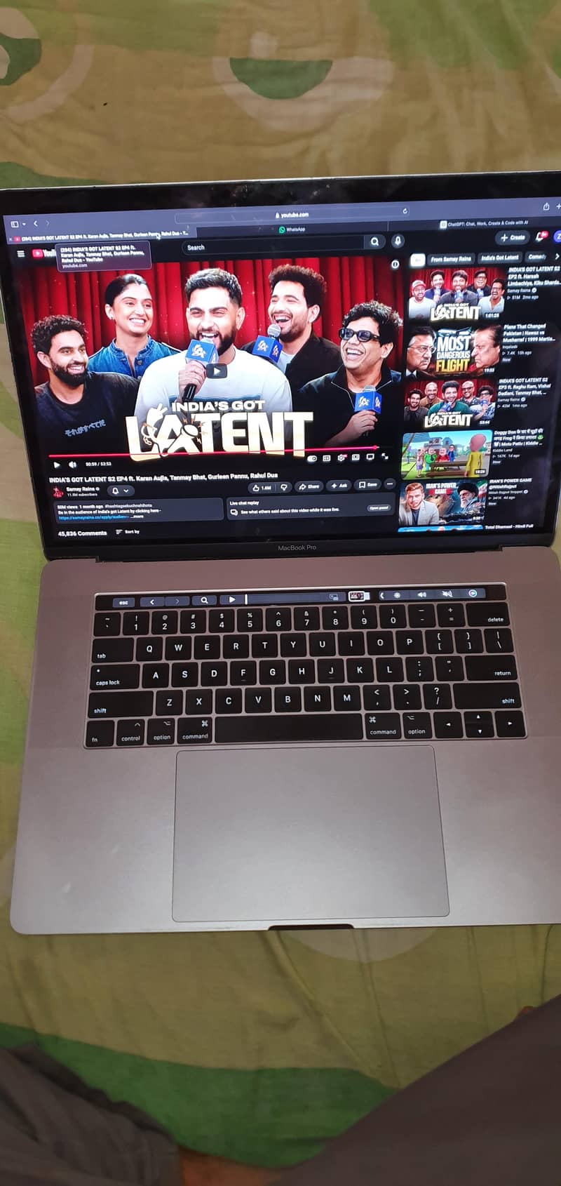 MacBook pro 2016 Mint condition 6