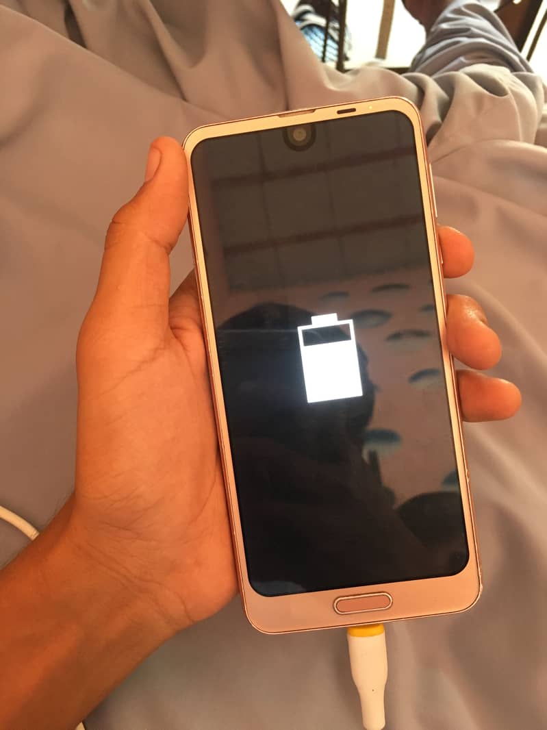 Sharp Aquos R2 exchange possible 1