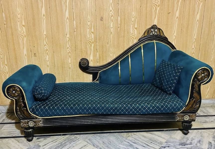 Dewan Classic Sofa 0
