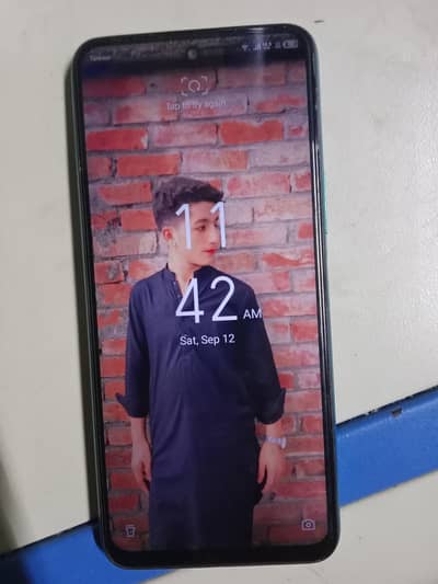 Infinix Hot 12