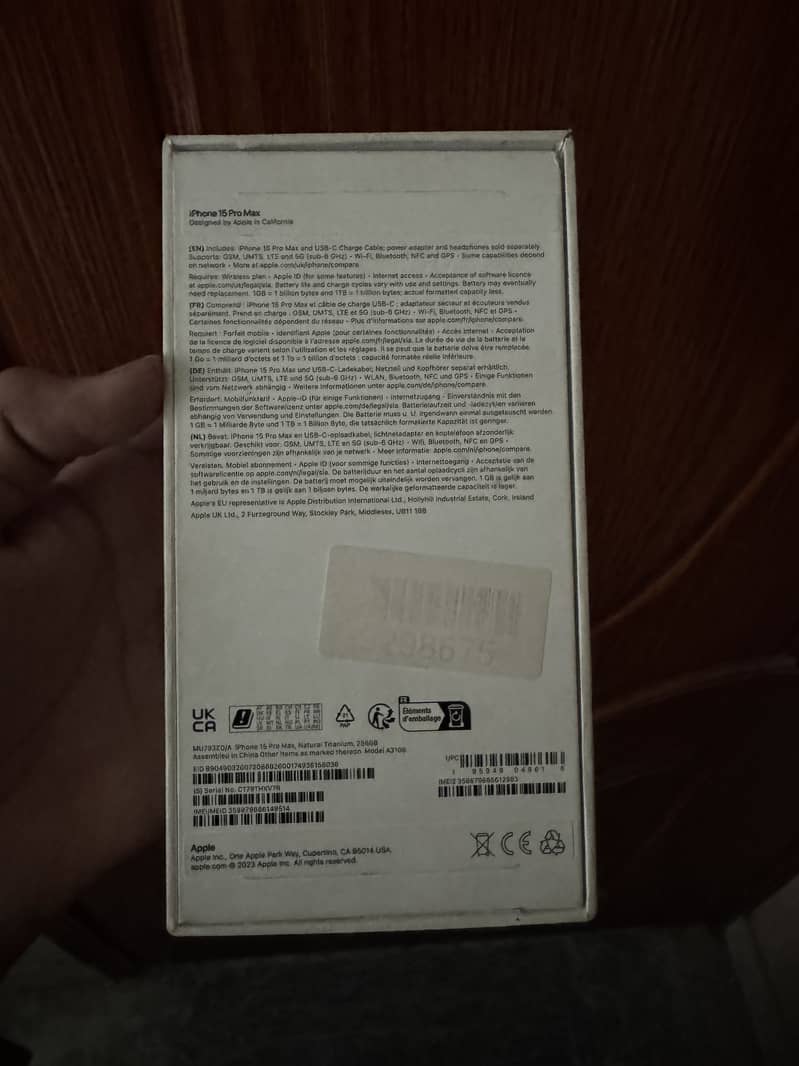 Apple iPhone 15 Pro Max 6