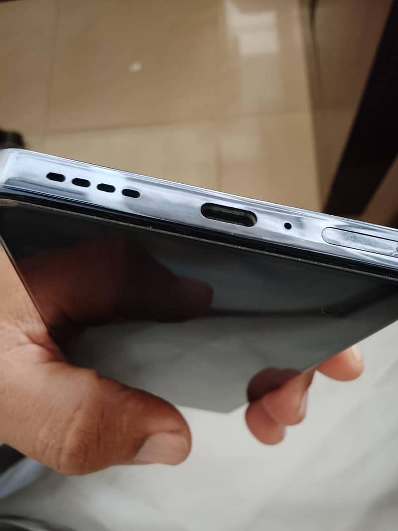 Infinix Note 40 5