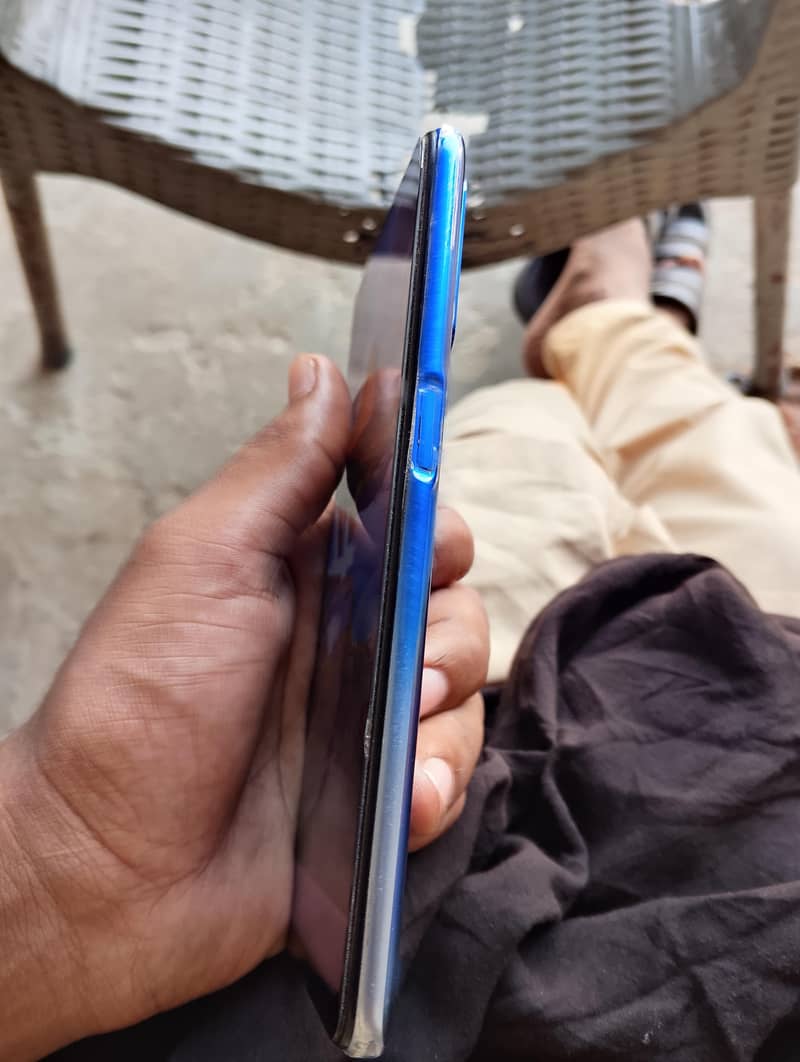 OPPO A54 3