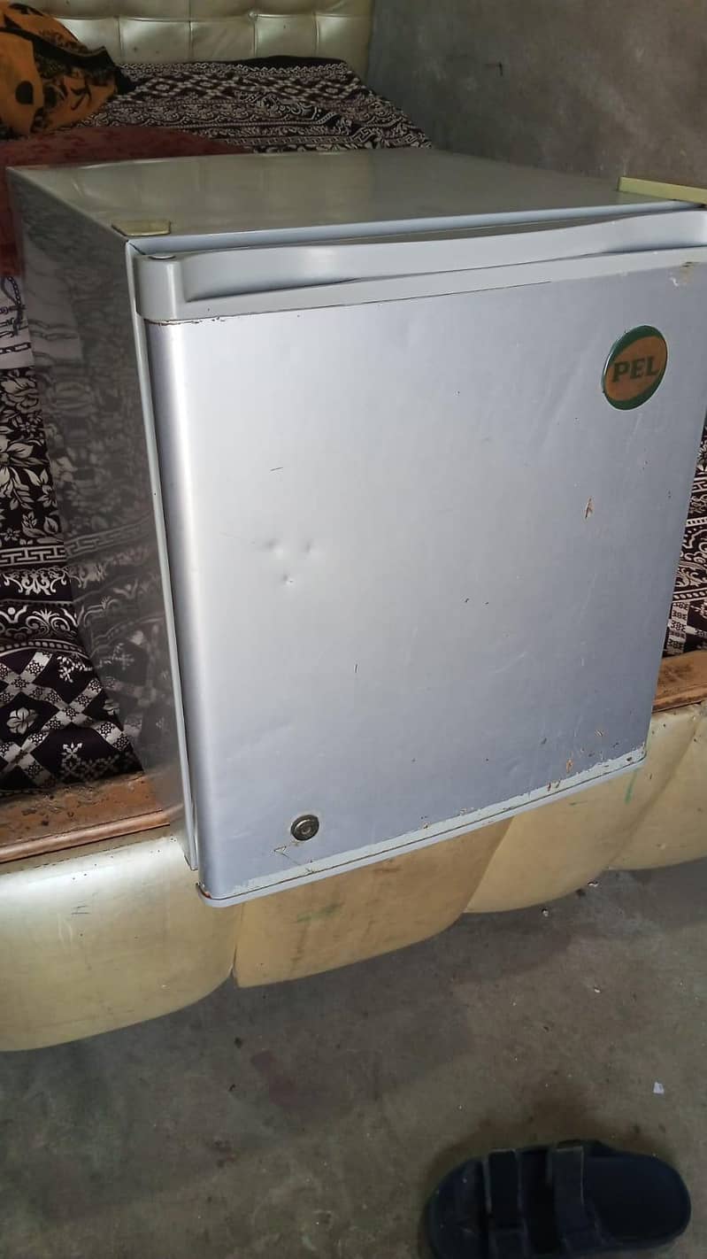pel mini freezer 0