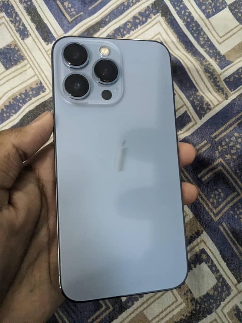 Apple iPhone 13 Pro 0