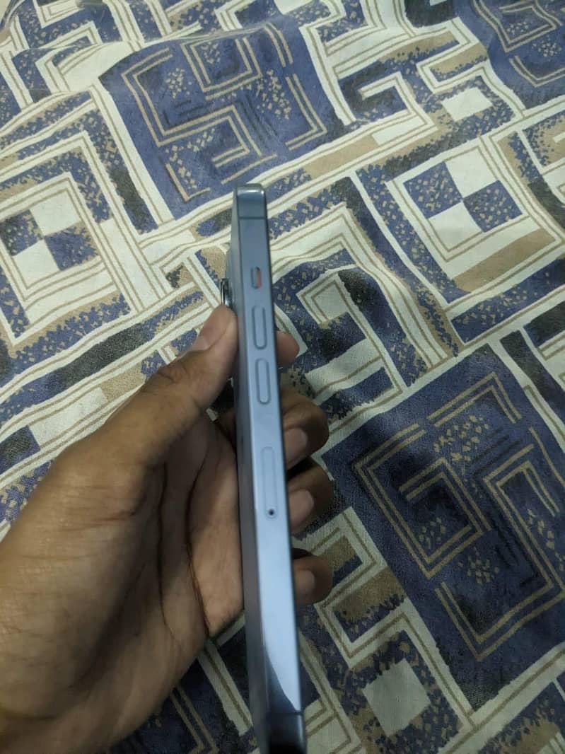Apple iPhone 13 Pro 3