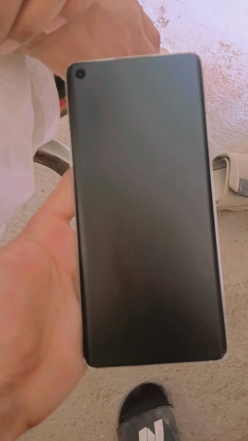 One Plus 8T 4