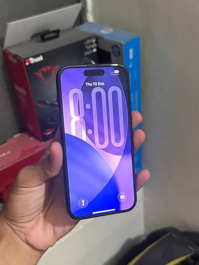 Apple iPhone 16