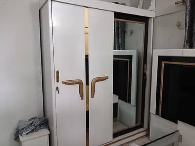 3 Door Sliding Wardrobe