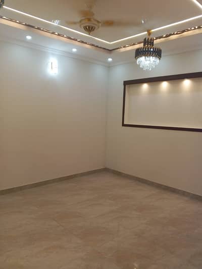 2bed flat available for rent