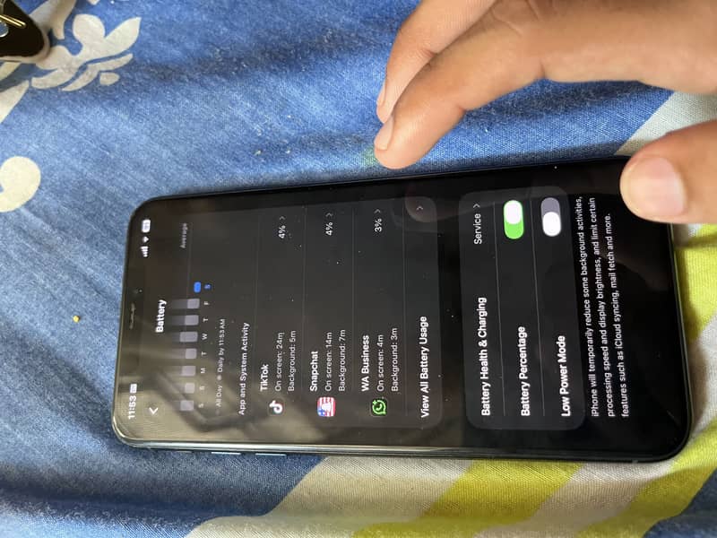 Apple iPhone 11 Pro Max 4