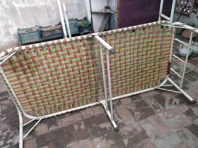 steel pipe se bani huwi chaar pai for sale