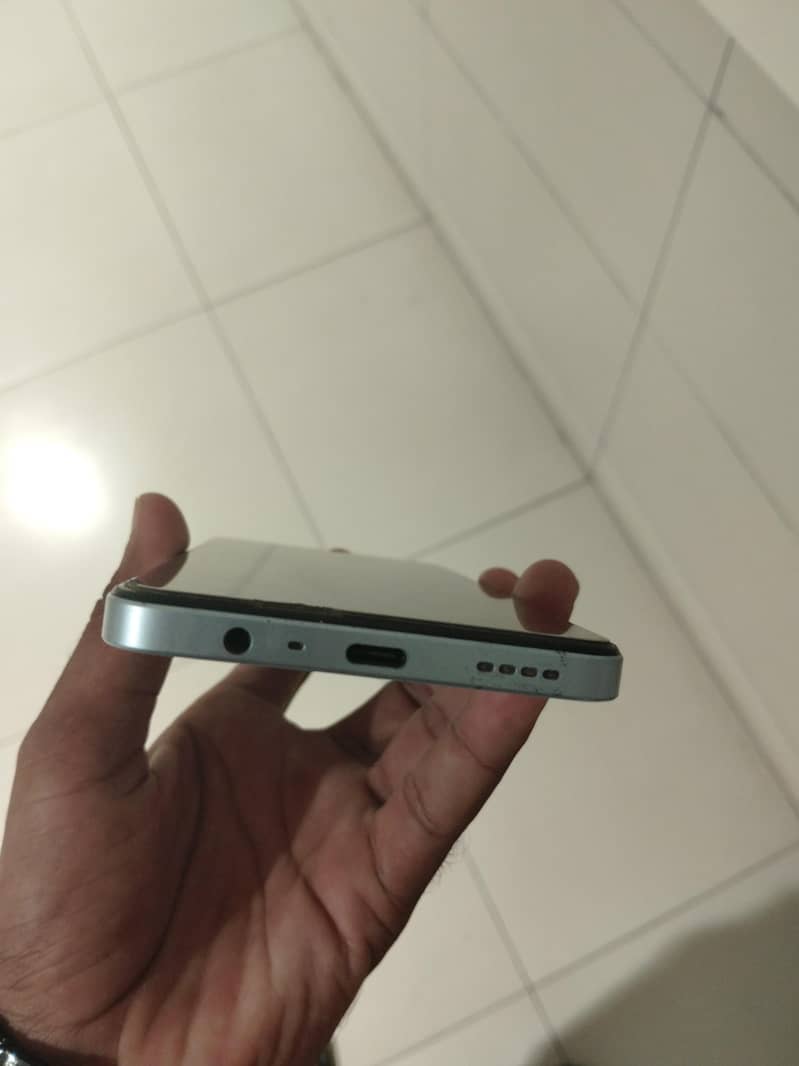 Realme Note 60 2