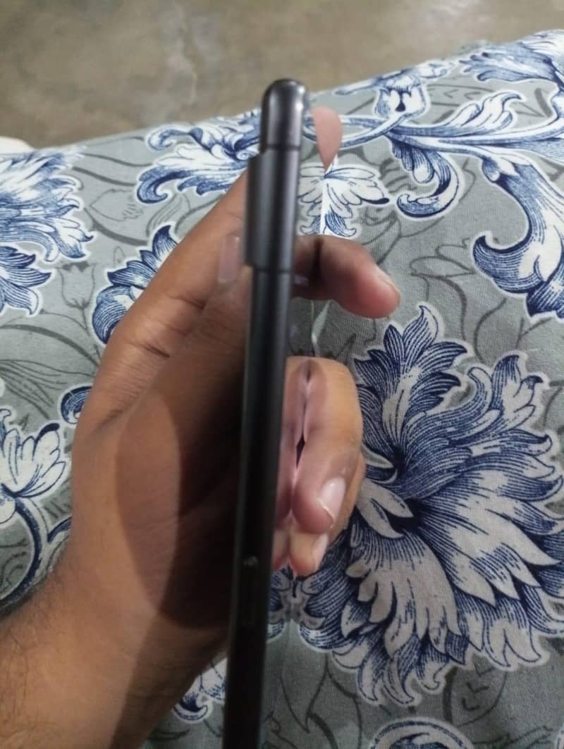 Google Pixel 7 4
