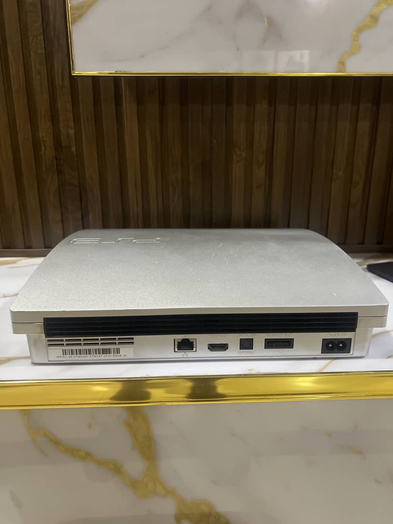 Ps3 slim 1