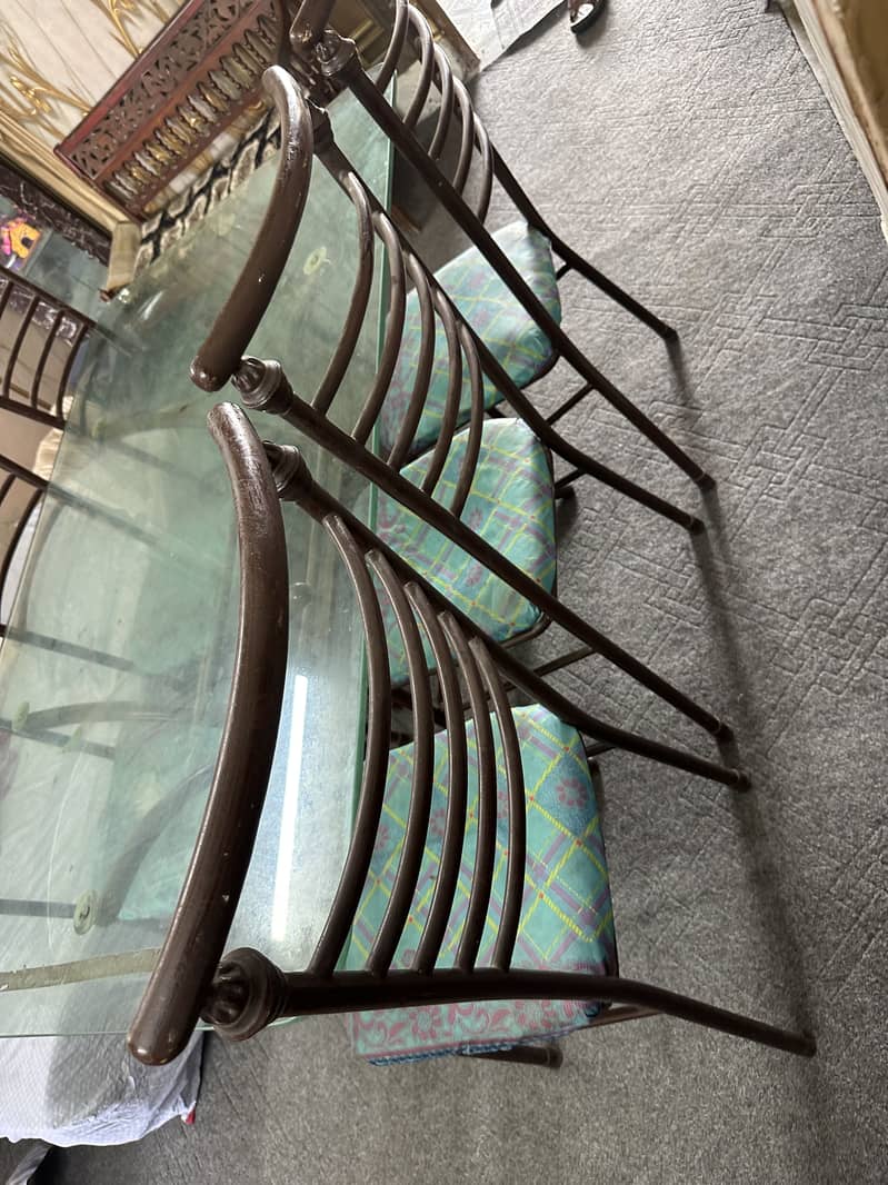 6 seater’s dining Table 4