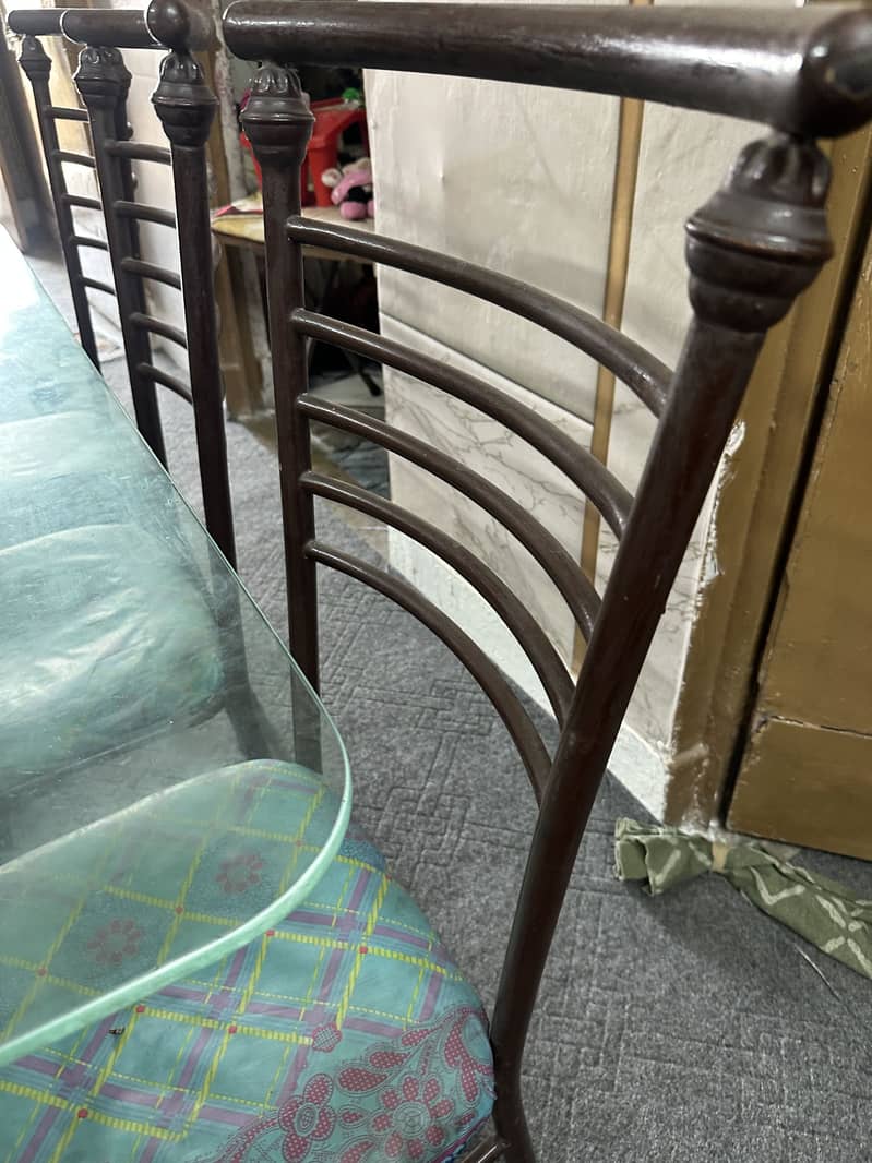 6 seater’s dining Table 9